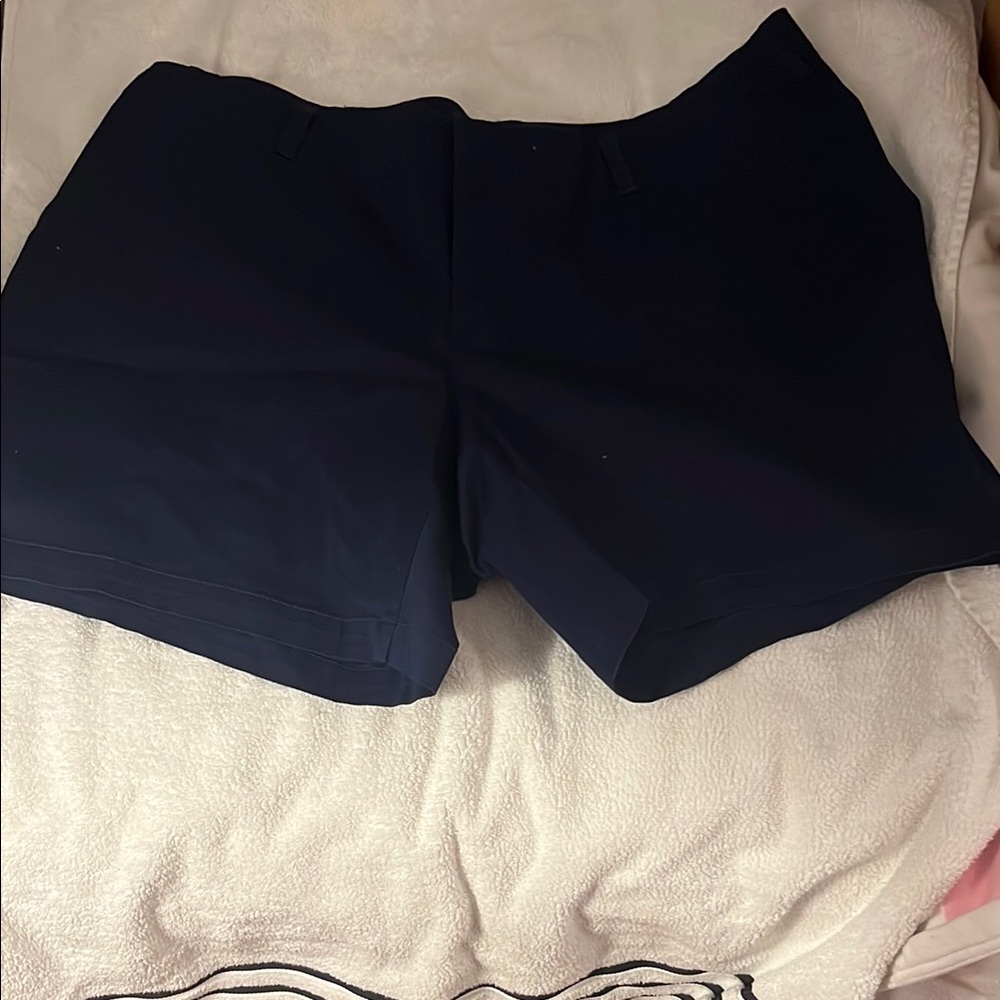 Lands' End Women's Navy Cargo Shorts